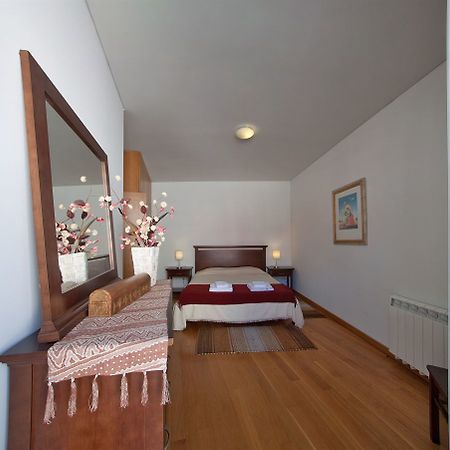 Chiado Apartments Lisbon Exterior photo