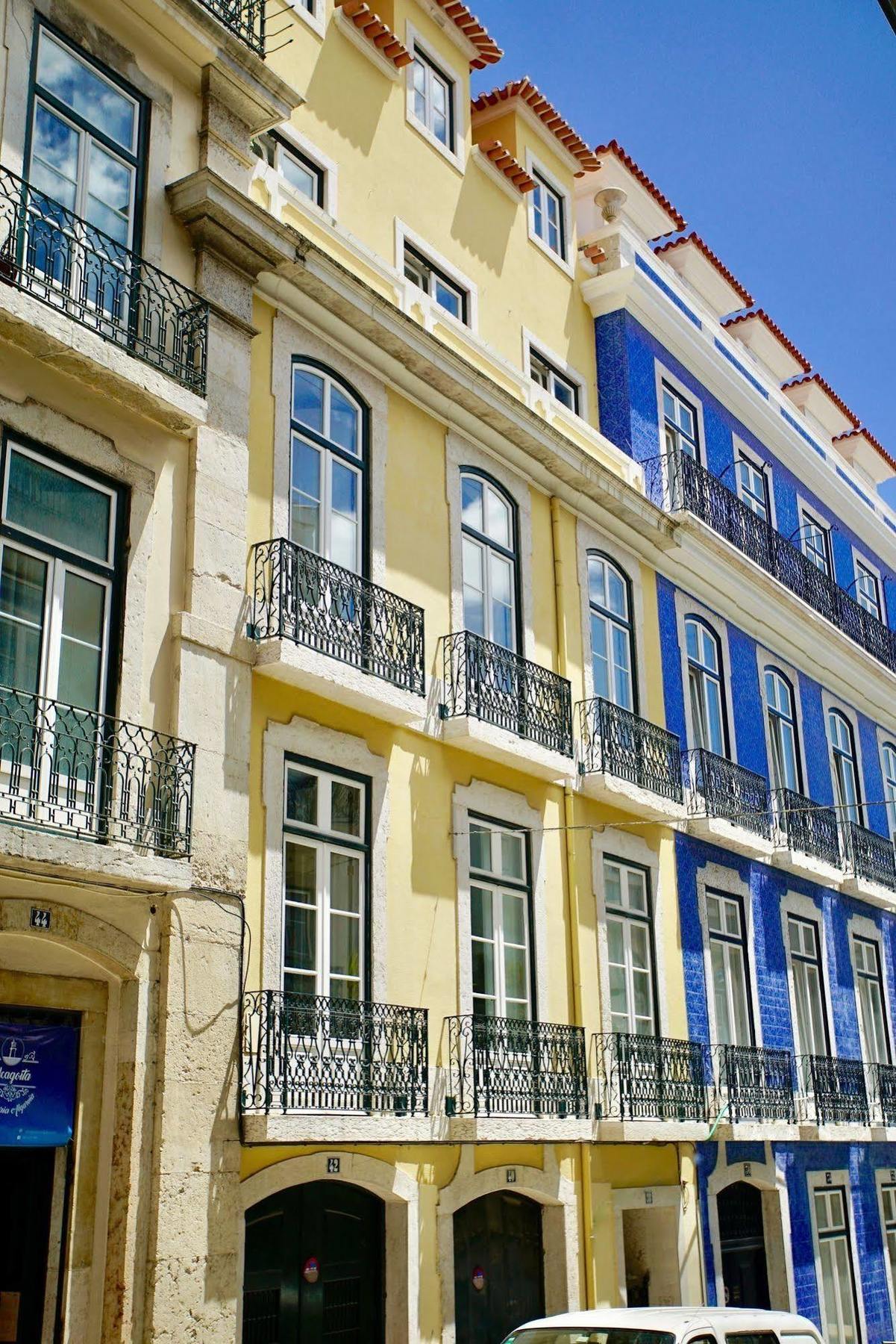 Chiado Apartments Lisbon Exterior photo